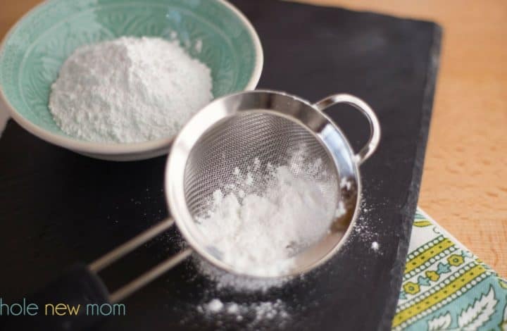 Powdered Sugar in a Bowl - How to Make Powdered Sugar