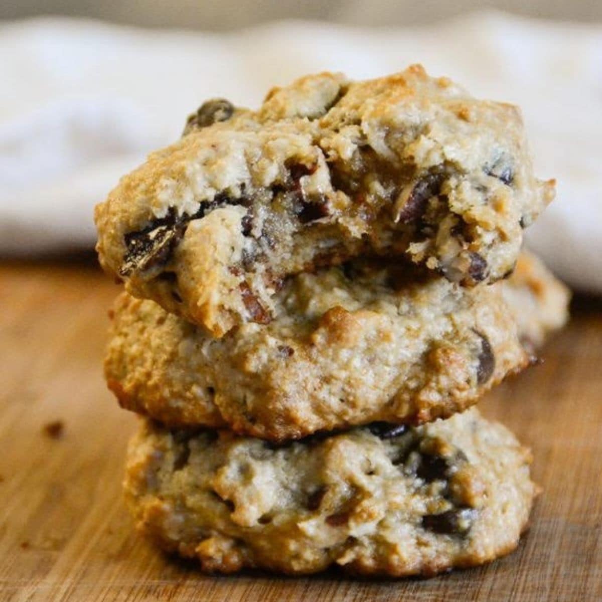 paleo almond butter cookies.