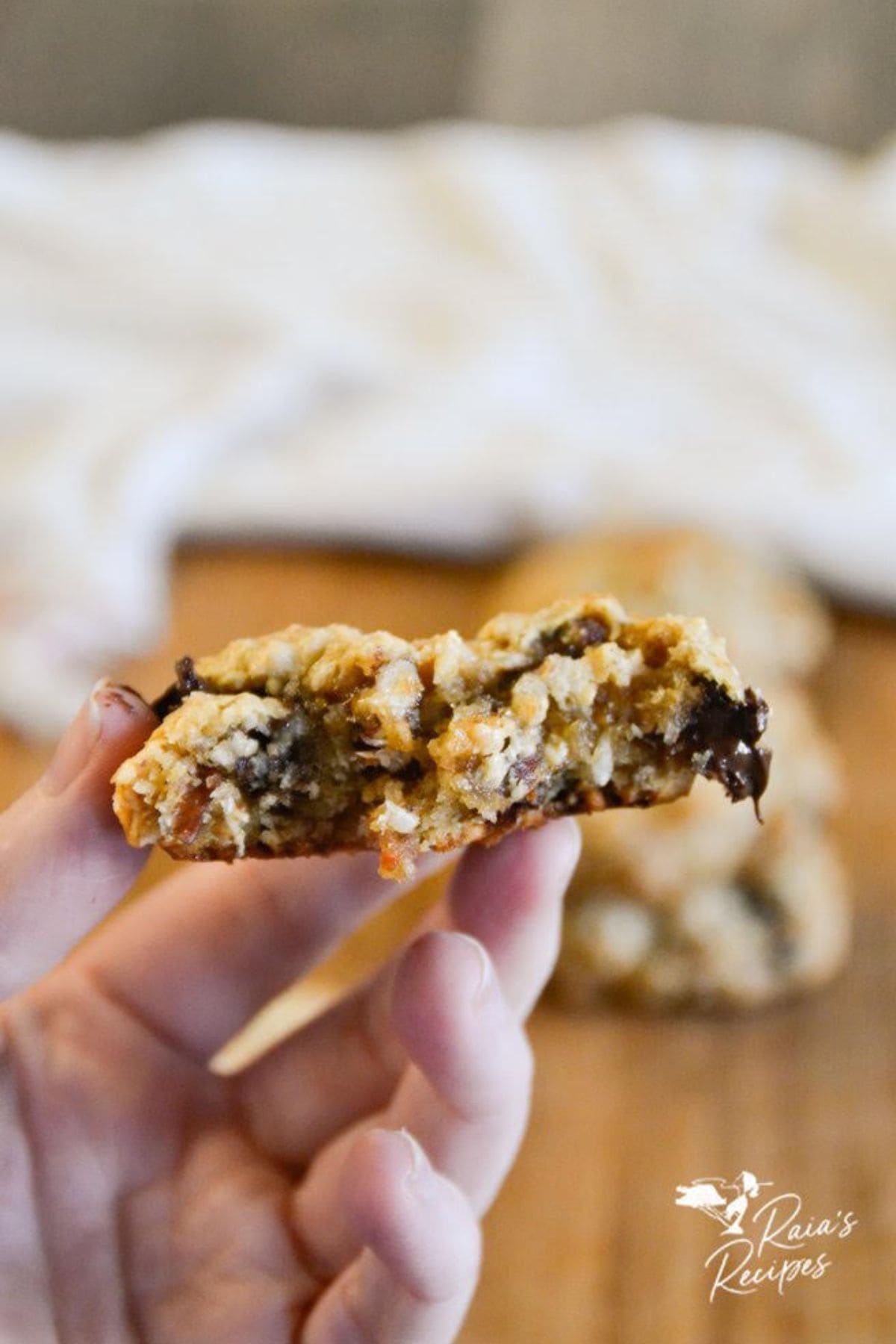paleo almond butter cookies.