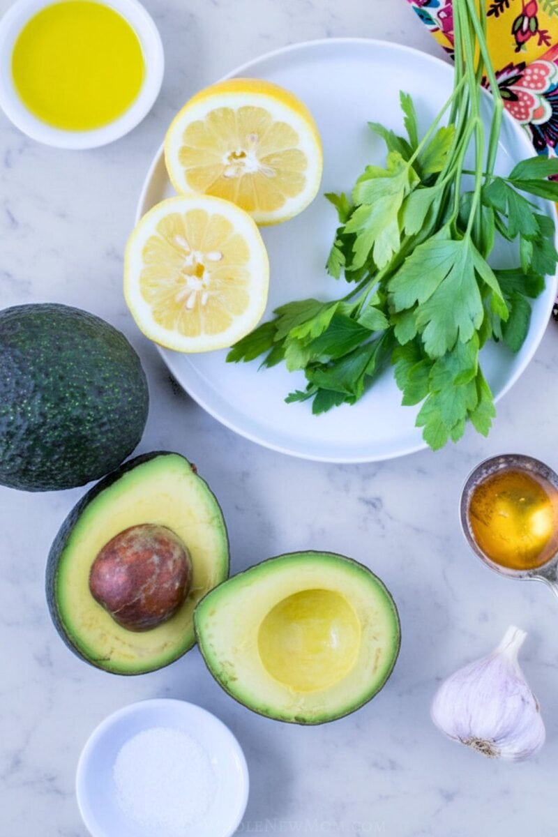 dairy free avocado dressing ingredients.