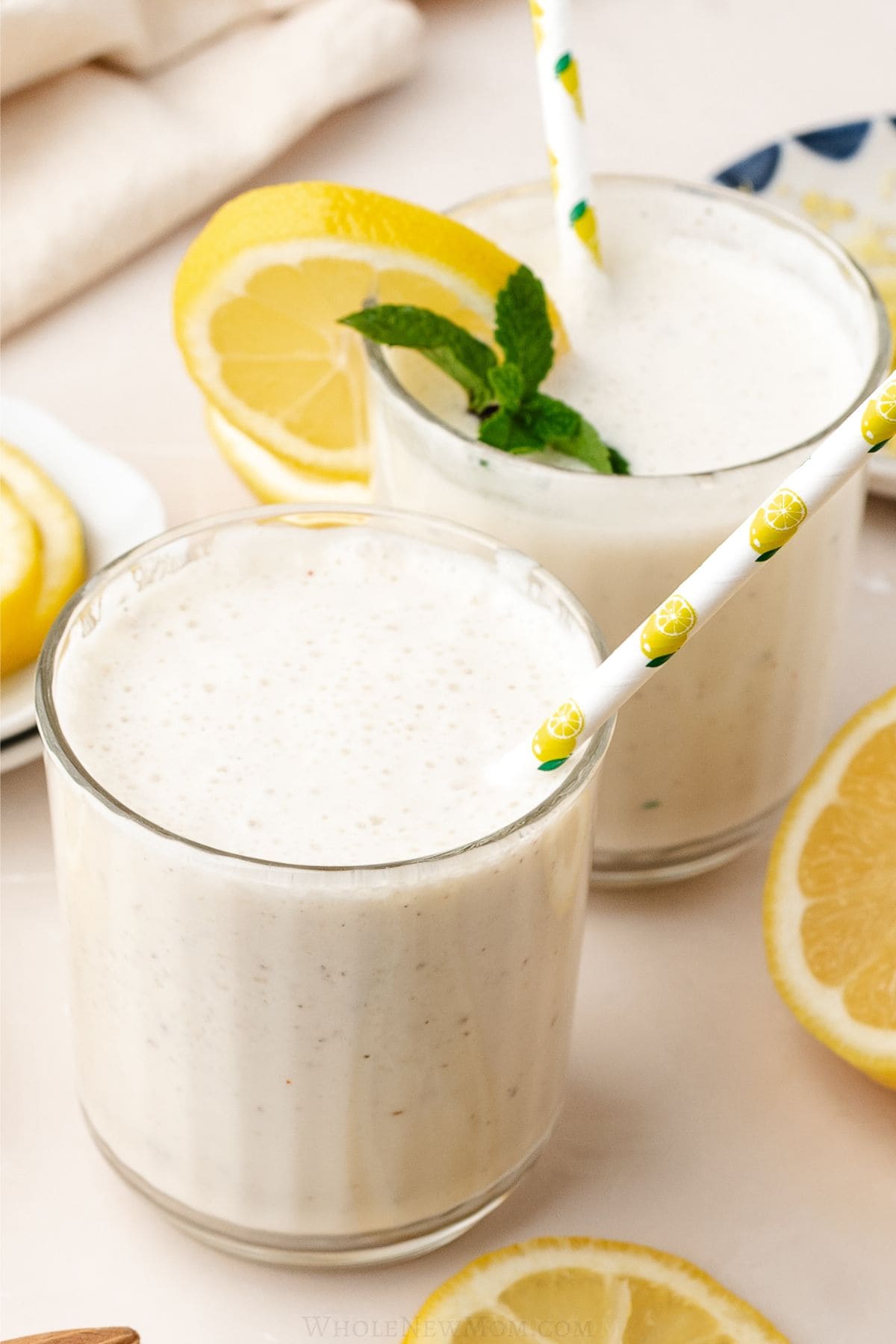 lemon smoothie in glasses.